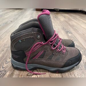 Hi-Tec Bandera Waterproof Hiking Boots Women’s 9 Gray Pink